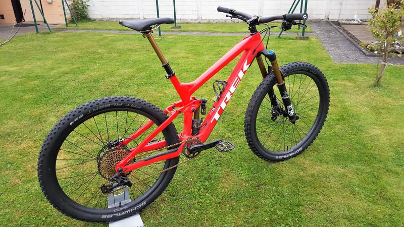 trek slash 19.5