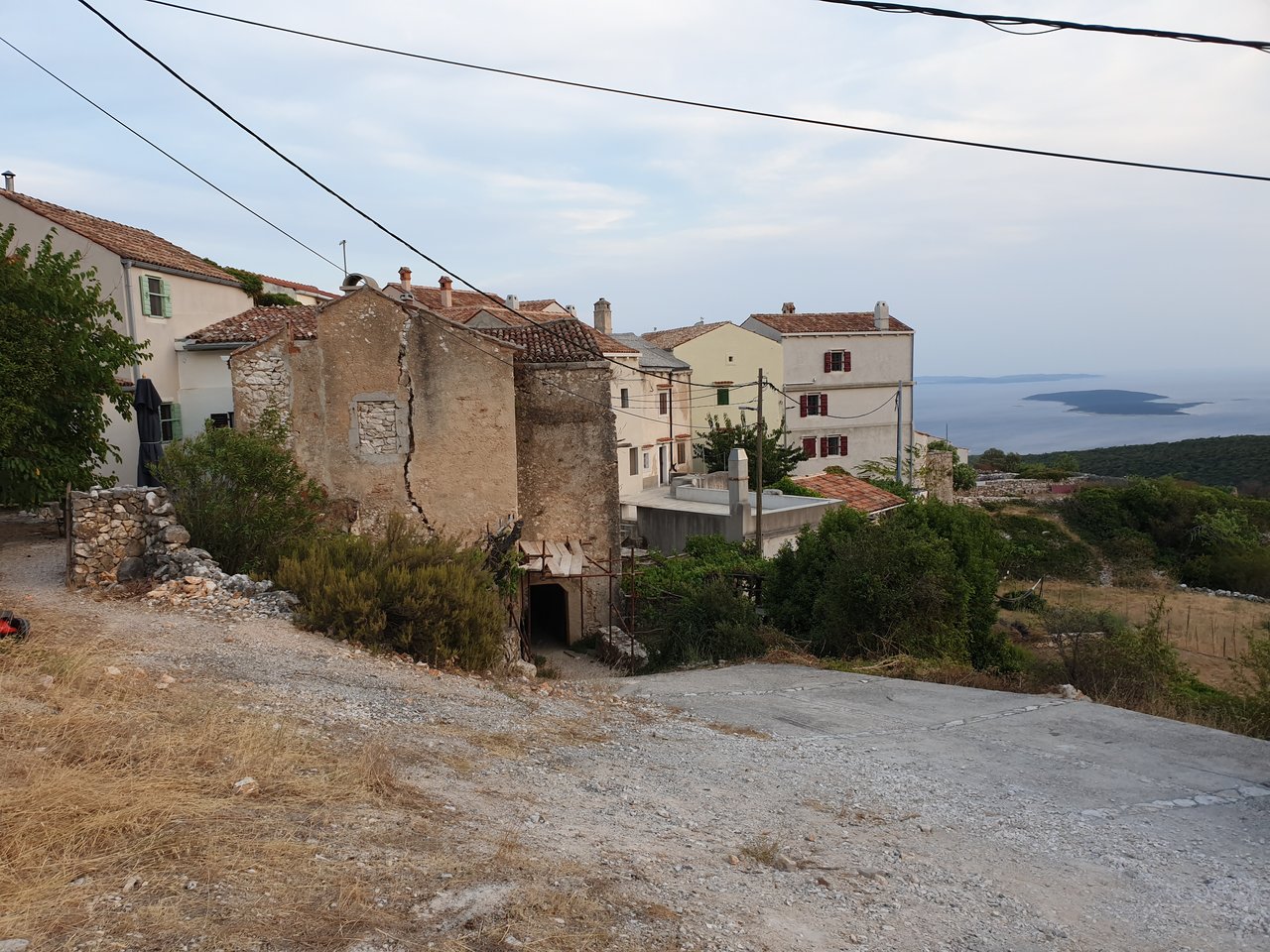 45153971pg.jpg