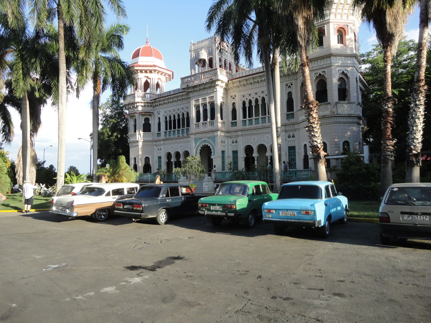 48230525ra.jpg