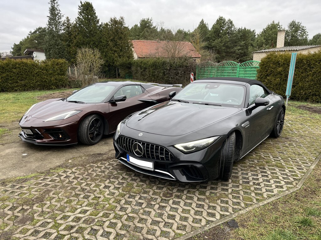 49277207jx.jpg